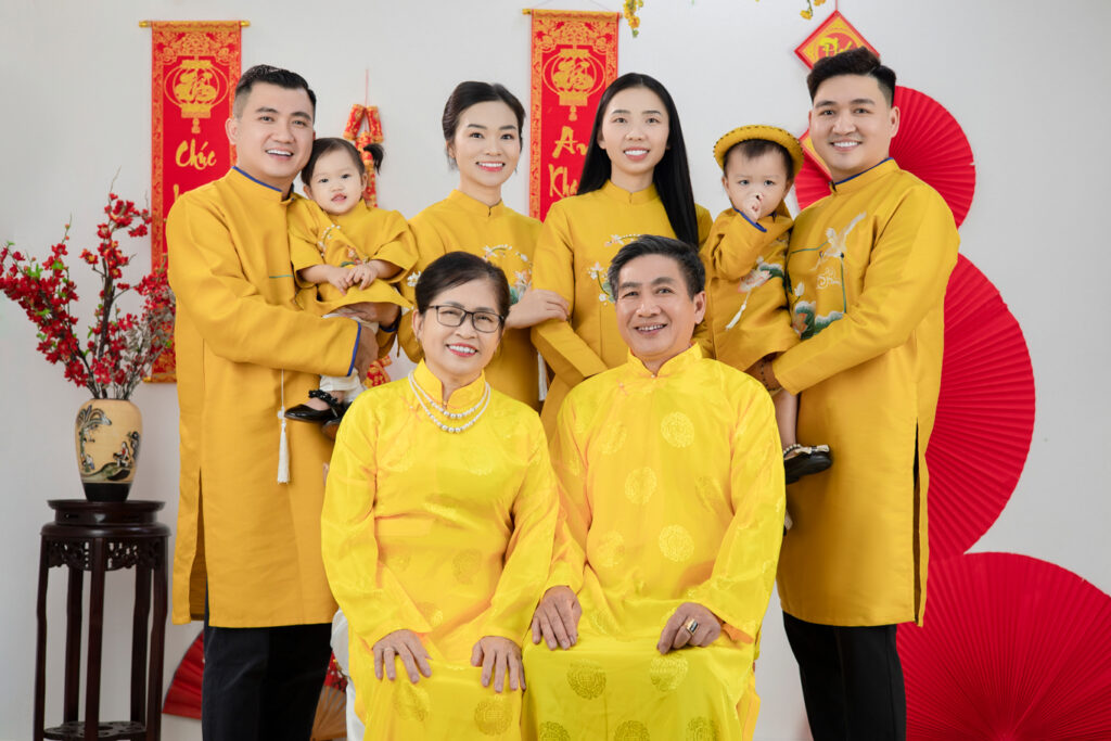 ý nghĩa chụp hình tết gia đình - Nari Studio